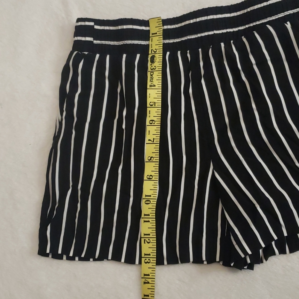 Women's Apt. 9® Challis Shorts - Picture 7 of 9